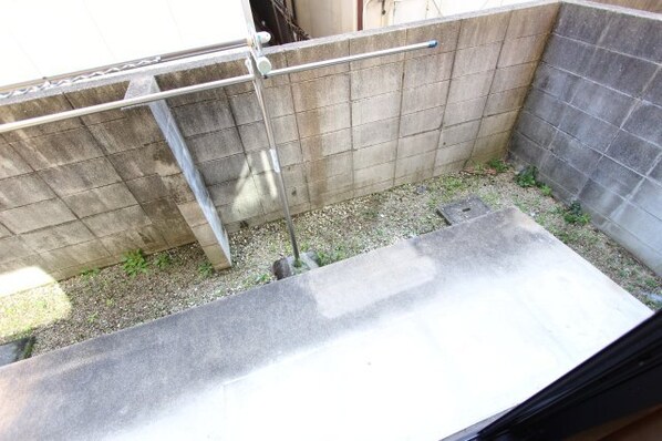 和歌山駅 バス13分  南小雑賀下車：停歩17分 1階の物件内観写真